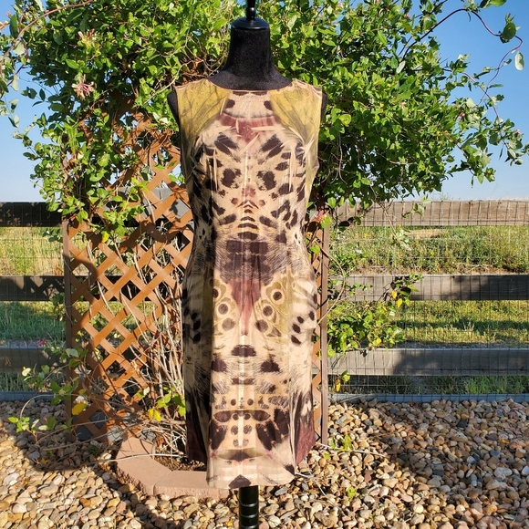 Connected Apparel Butterfly Camouflage Animal Print Women's Dress Size 8 EUC - Picture 1 of 9